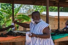 Hon. Remond Damptey Distributes nose masks to traders in the Amuana Praso Market